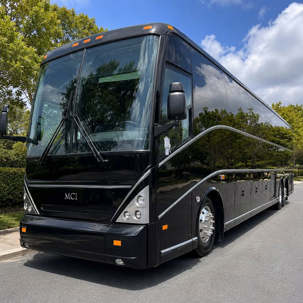 charterbusrentalrochesterny com is ready to help rochester businesses book corporate transportation for every occasion