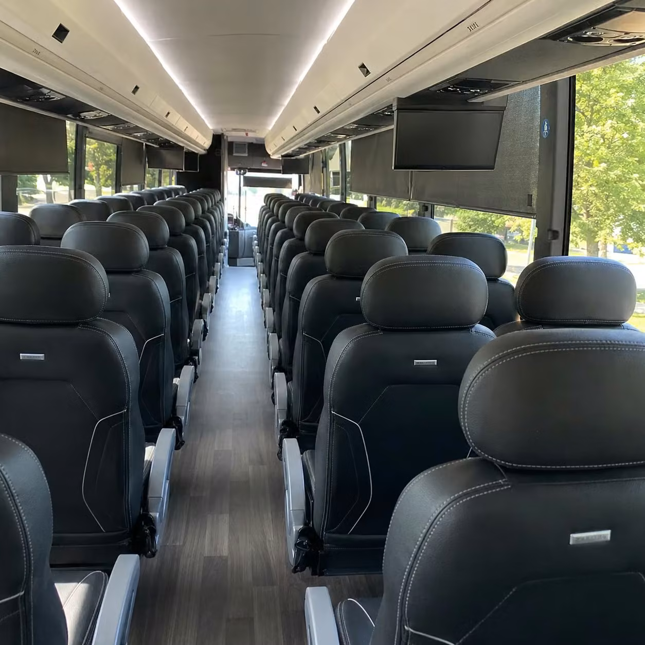 school field trip charter bus rentals in rochester